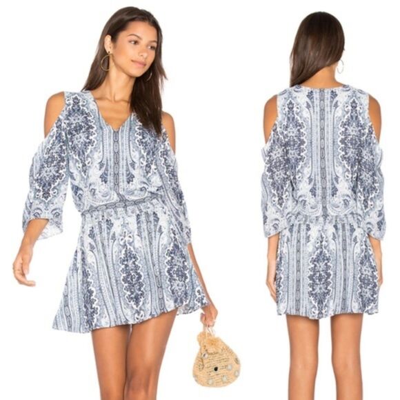 Alice + Olivia Dresses & Skirts - ALICE OLIVIA Womens Dress Size 0 Blue Pullover Mini Cold Shoulder Palace Paisley
